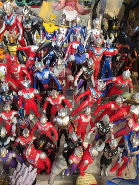 软胶奥特曼手办20个打包99，最后一个图怪...