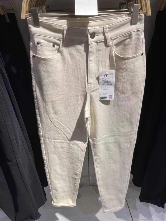 以纯2021秋季款女装裤子来咯，新鲜出炉