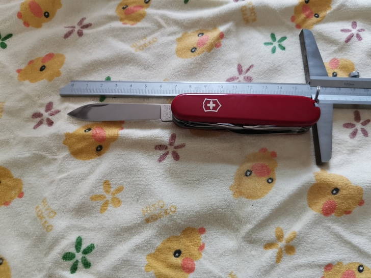 3瑞士军刀91mm红色大当家，二手刀，配件...