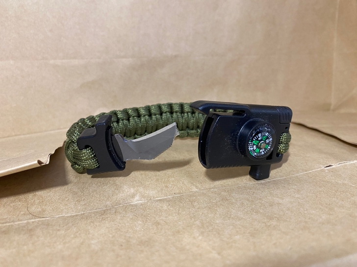 军刀手环；军事战术手环｜无外包装，几乎全新...