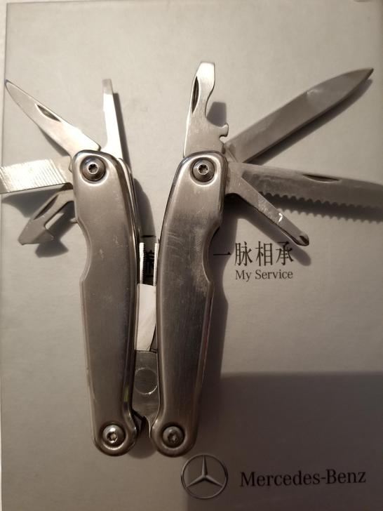 奔驰原厂军刀