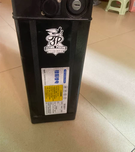电单车，锂程锂电48v。容量：8AH/38...