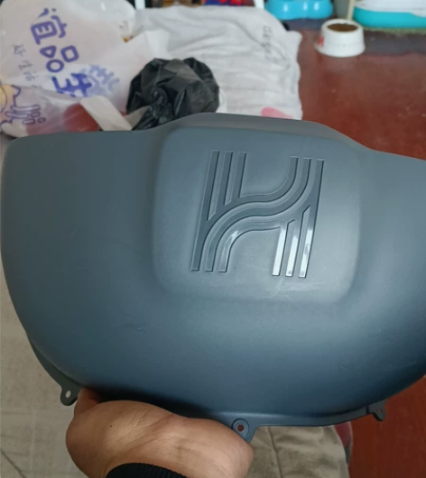 哈喽 电动 A86L原厂储物全新 品牌型号...