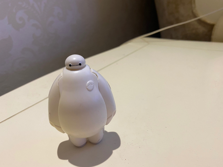 奥特曼正品4、5年前买的，不喜欢了，拿来转...