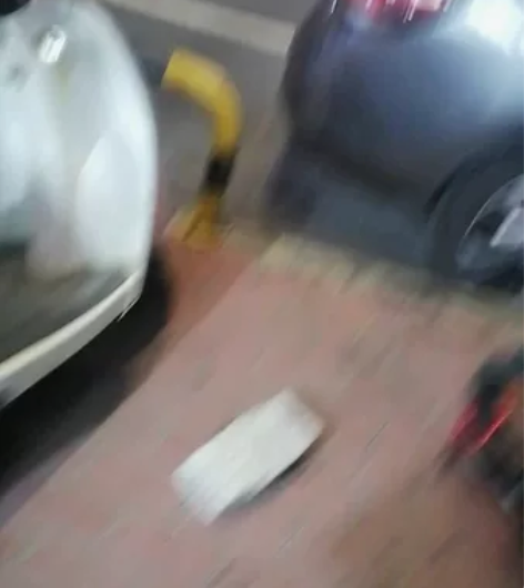低价转让正步折叠电动20寸山地车，电池和充...
