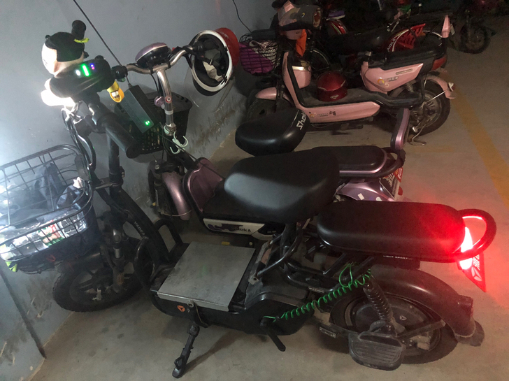 品牌型号 雅迪电动车