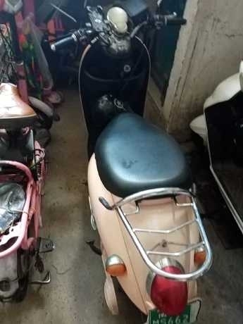 可过户72v电动车。外观比较旧。南宁小绿牌