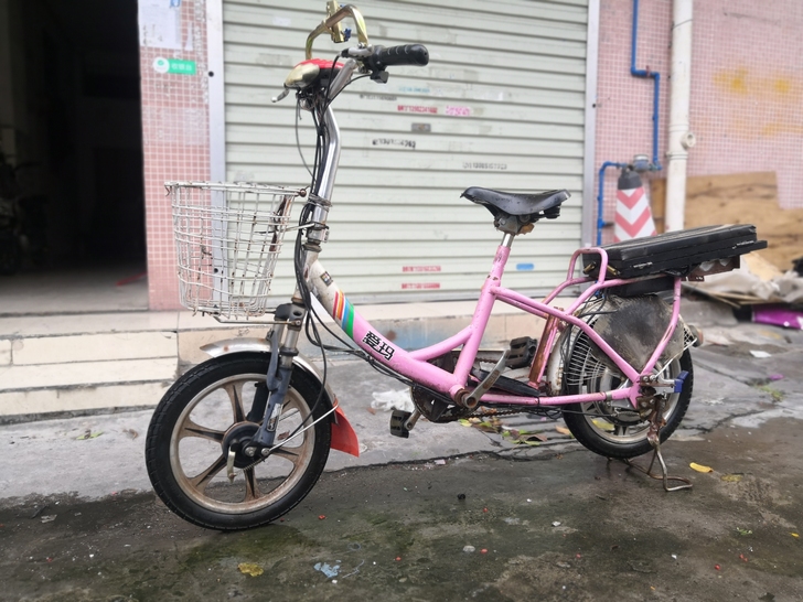 艾玛电动车，之前正常行驶，电池不行了，天河...