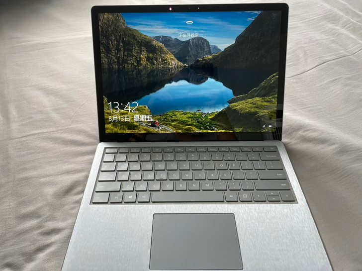surface laptop1代 8+25...