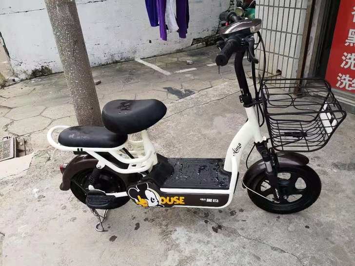 雅迪电动车