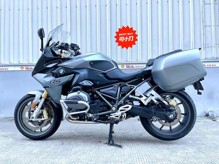 出一台宝马R1200RS大贸顶配 17年上...