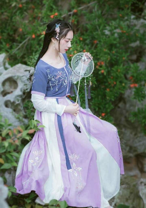 雁卿出租汉服出租包邮出租素羽华裳荏苒坦领出...
