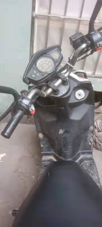 150路虎摩托车，一直自己用没得任何问题，...