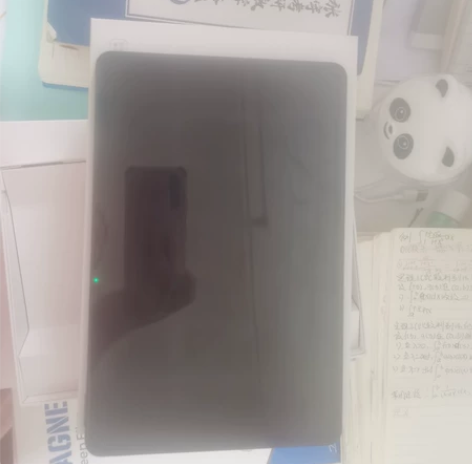 有没有人需要一个pad，外观无一丁点瑕疵，...