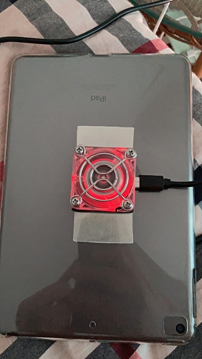 新款散热器半导体制冷便携式手机平板通用手游...