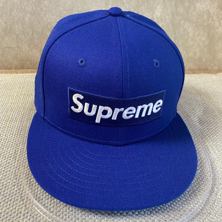 Supreme NewEra PlayBo...
