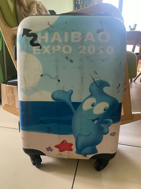 正品海宝行李箱 2010年购于上海