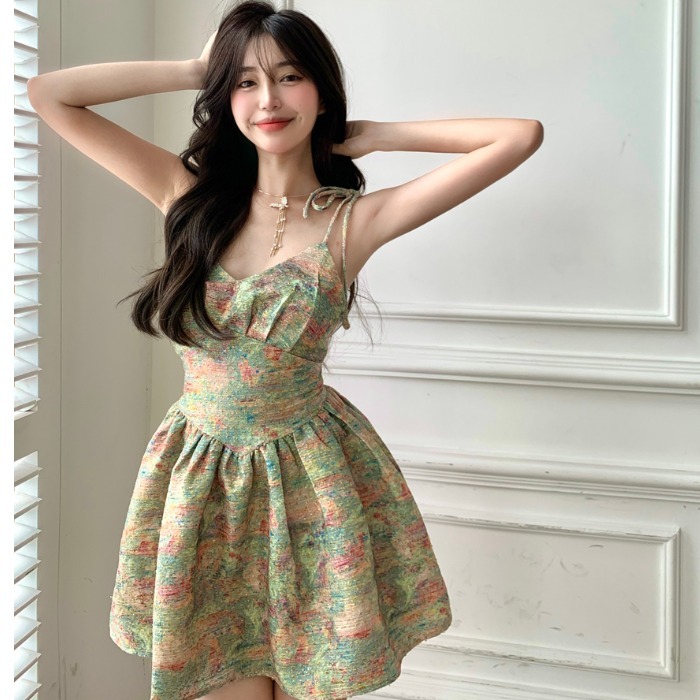 裙子女2021夏季新款法式复古性感油画感吊...