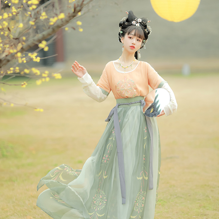 素羽华裳原创芷兮坦领汉服女半臂敦煌风复原齐...