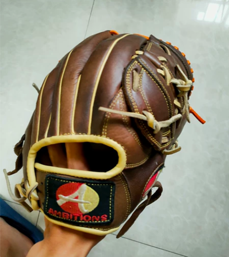 棒球硬式手套！！！ 内场投手手套，12寸。...