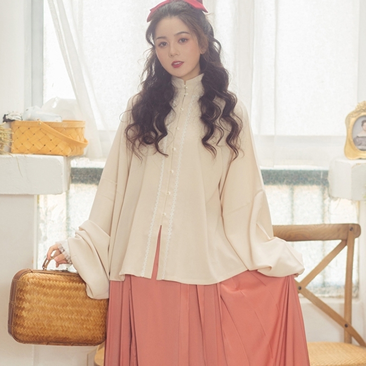 素华一派明制立领短袄，xs码，奶茶色，布料...