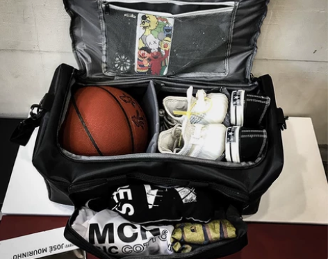 篮球包运动训练背包健身包单肩斜挎包大容量男...