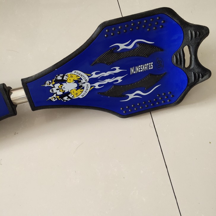 滑板，9.8成新，给儿子买的，儿子太胖，不...