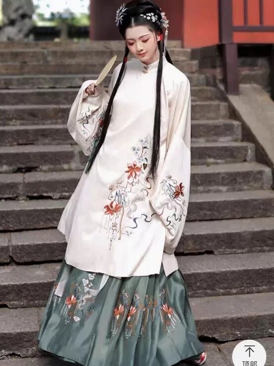 羽岱原创汉服芙蓉颂明制琵琶袖长袄马面