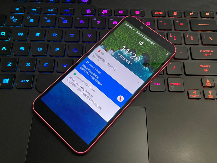 夏普AQUOS S5-SH 安卓One 9...