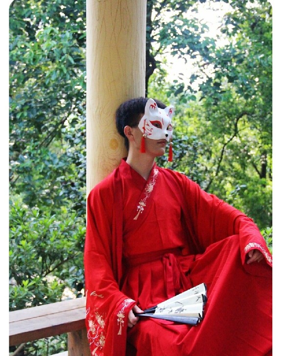 一套流烟昔泠的长相思（3件套）感兴趣的话点...