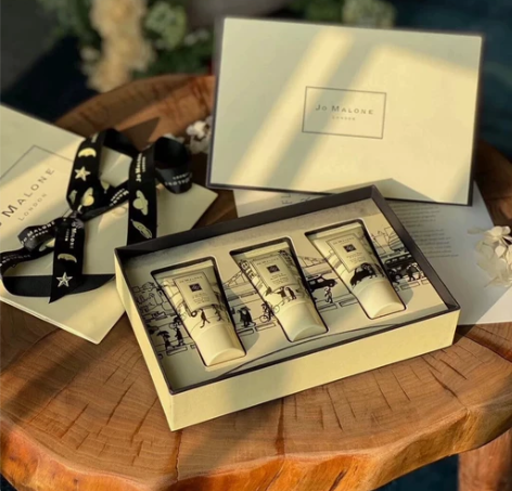 祖马L限量版伦敦护手霜3件套装，每一支上面...