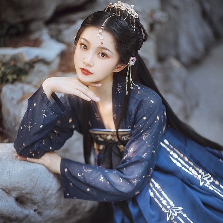 璎珞 墨子研 原创汉服女中国风对襟刺绣齐胸...