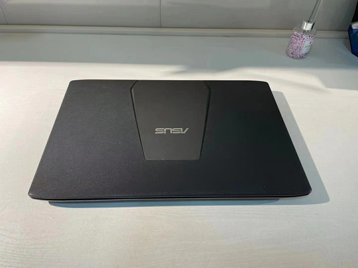 华硕飞行堡垒 i5 16G+128+500...