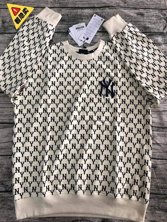 全新MLB满印刺绣logo纯棉圆领卫衣小红...