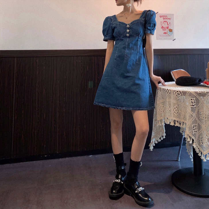 一只般【巴洛克公主】法式复古方领泡泡袖高腰...