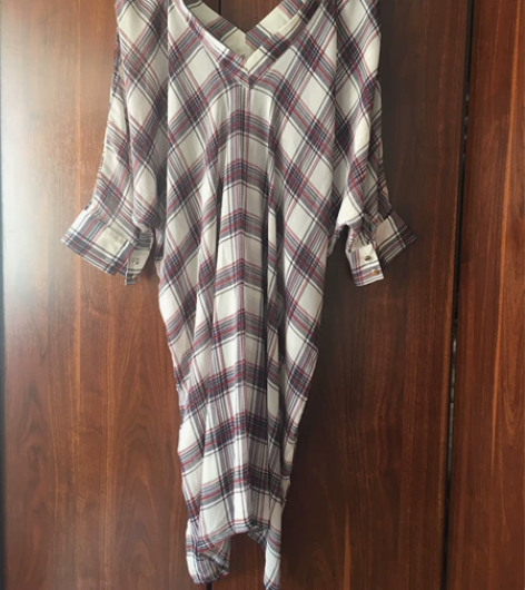 韩商正品透肌格子衫 随变搭配款之前去韩国玩...