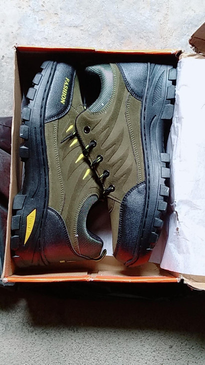 男式户外登山鞋舒适透气防滑徒步旅游跑步鞋夏...