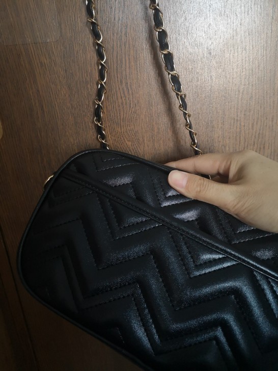 包包女，黑色 没怎么背过 大小合适
