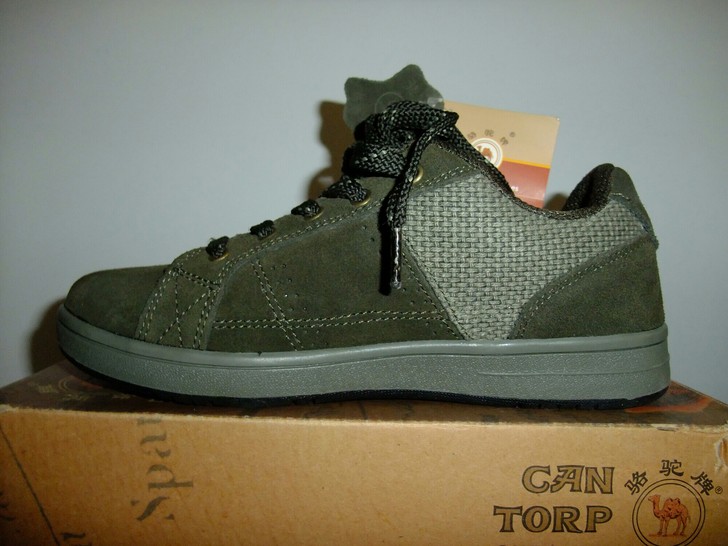 全新 休闲鞋骆驼鞋专柜正品板鞋真皮翻毛磨毛...