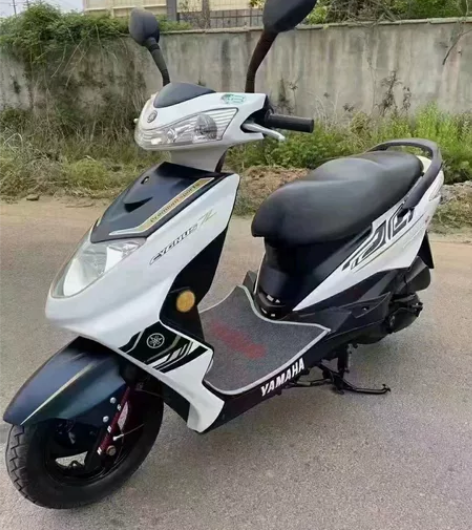 二手摩托车，正品 株洲雅马哈 纪念版 迅鹰...