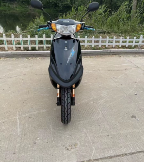 正品 雅马哈福喜100cc,耀石黑的颜色,...