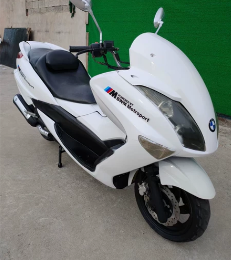 二手车摩托车跑车踏板，无绿不川崎极品双缸水...