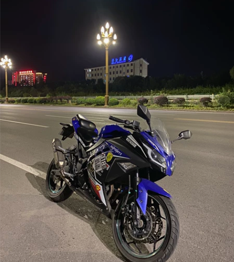 国产小忍者400 21.6️上牌 行驶40...