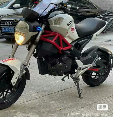 家人反对，无奈处理银刚小怪兽一台，150c...