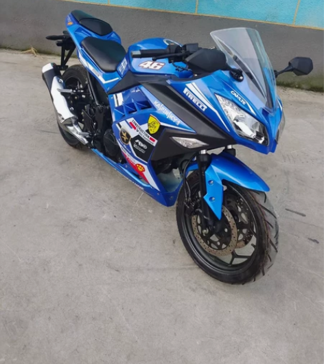 小忍者摩托车跑车趴赛街车地平线街车公路赛2...