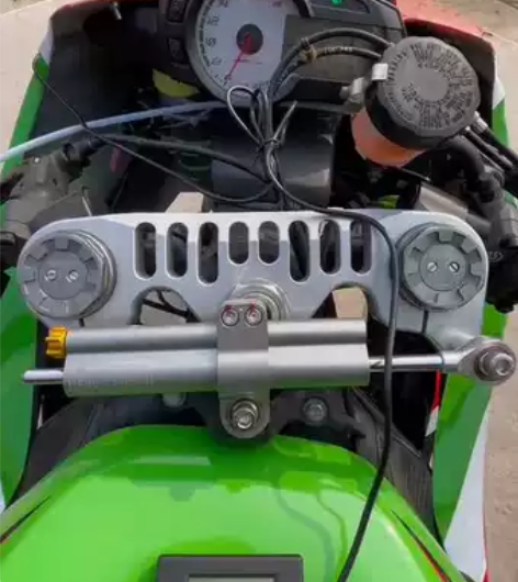 川崎ZX-6R赛道车 赛车 2011纯水改...