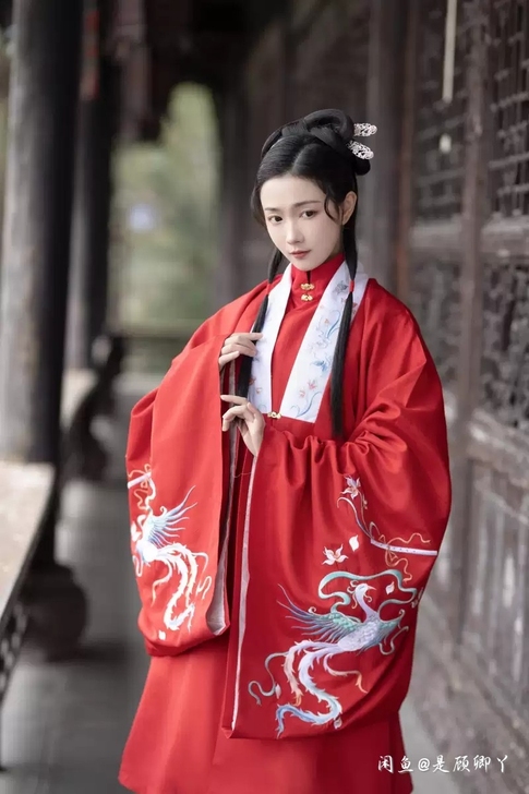 靳安汉服外披