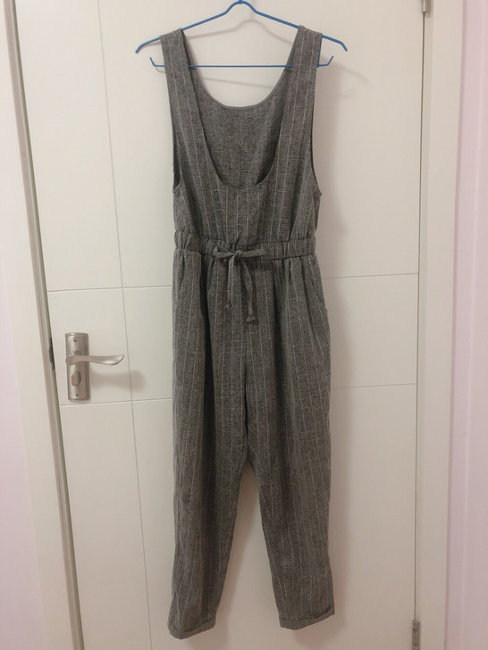 灰色格纹连体裤背带裤 xs码，9.5成新，...