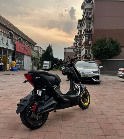 后飞鹰赛道螃蟹成色95新带新皮 感兴趣的话...