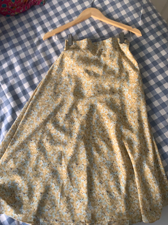 碎花半身裙闲置